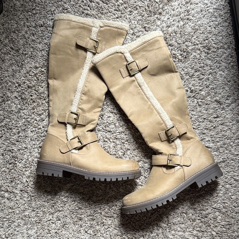 Tan Women's Boots